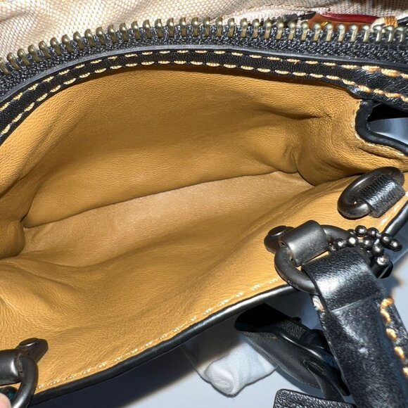 Very Rare Coach Rogue 17 with Car Print - Picture 11 of 12